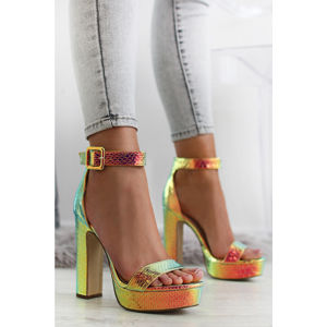 Vícebarevné sandály Madena