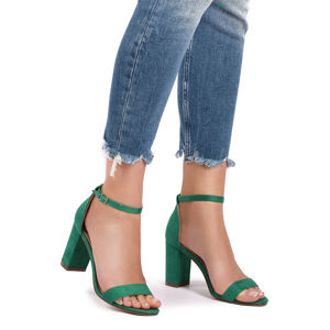 Zelené sandály Estee