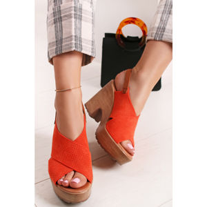 Oranžové sandály Hevia