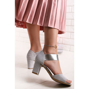 Stříbrné sandály Charlize