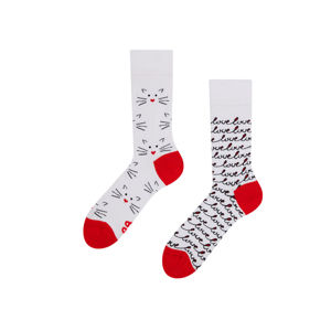 Červeno-bílé ponožky Cat Love