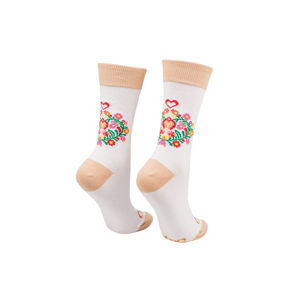 Béžovo-bílé ponožky Lidové Srdíčka