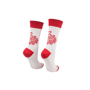 Červeno-bílé ponožky Lidové Srdíčko bílé