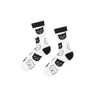 Černo-bílé ponožky Cats