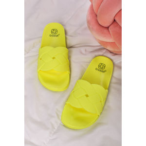 Neónově žluté gumové pantofle Almara