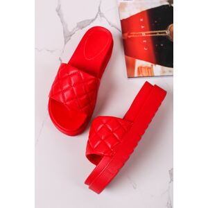 Červené platformové pantofle Marella