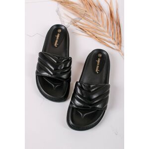 Černé nízké pantofle Niora