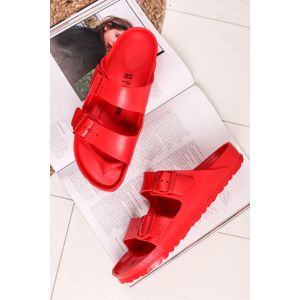Červené nízké pantofle Arizona EVA