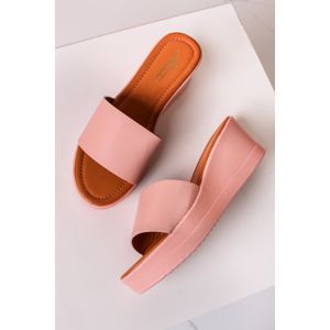 Růžové platformové pantofle Uriel