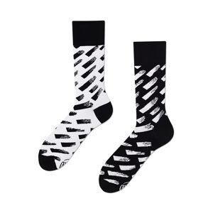 Černo-bílé ponožky Brush Strokes