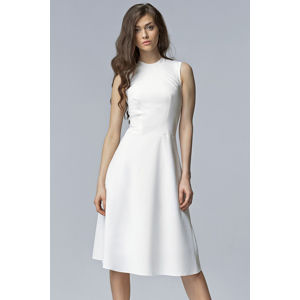 Bílé šaty S62